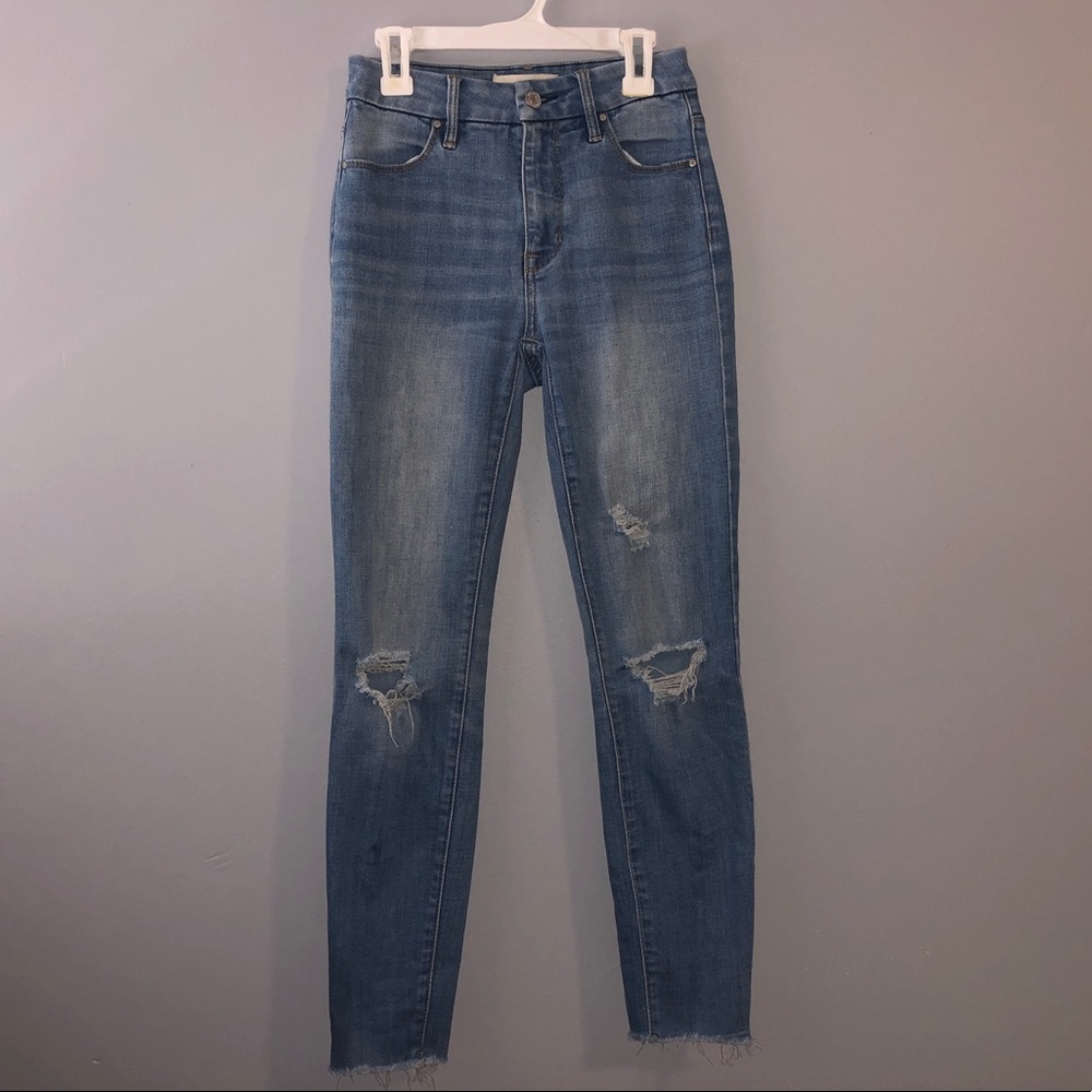 High waisted jeans
